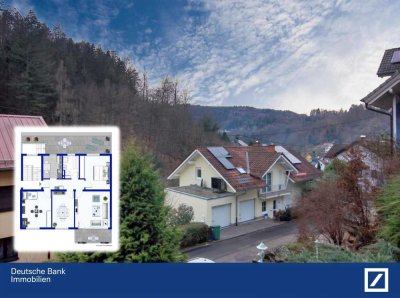 Bezugsfreie, große 4-Zimmer-Wohnung in grüner Lage von Schönau im OdW.