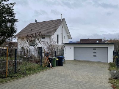 Neuwertiges KFW55 Einfamilienhaus (BJ 2018) mit luxuriöser Innenausstattung - Provisionsfrei