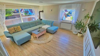 Gepflegte 5-Zi.-Etagenwohnung mit Balkon und Garagenstellplatz!