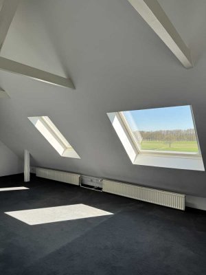 Helle 2-Zimmer Dachgeschosswohnung in Bielefeld-Vilsendorf