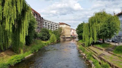 Enzarcaden, Großzügige 4-Zimmer Wohnung mit großem Balkon, ruhige zentrale Citylage