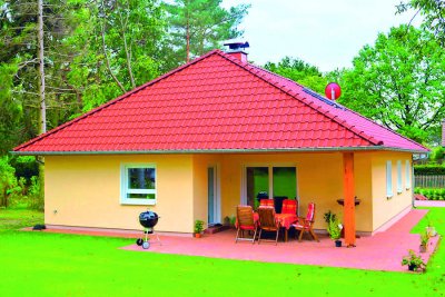 Wunderschöner Bungalow mit großer überdachter Terrasse inklusive Grundstück und Baunebenkosten