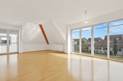 Ohne Maklerprovision: Perfekt gelegene und lichtdurchflutete 2-Zimmer-Wohnung in Altstadt-Nähe