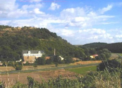 In herrlicher Natur-/Randlage gelegene 2,5-Zi.-Studio-DG-Wohnung unw. Kurstadt 55543 Bad Kreuznach