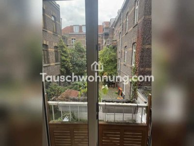 Tauschwohnung: Helle Altbauwohnung mit Echtholzdielen