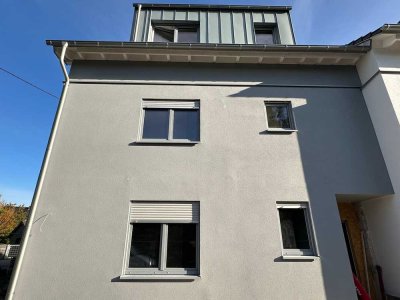 Elegante 2-Zimmer-Wohnung mit Balkon in Bornheim