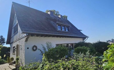 Schuch Immobilien - Freistehendes Familienhaus mit großzügigem Garten in Georgenborn