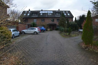 Traumhafte 2-Zimmer-Maisonettewohnung mit Galerie & Wohlfühlcharme in Burgdorf-Schillerslage