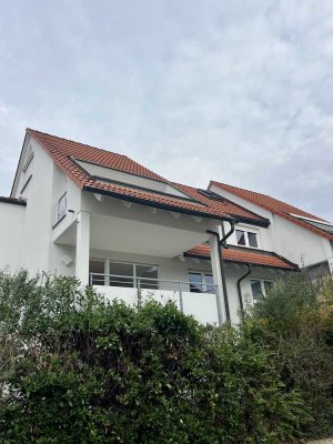 Attraktive 2,5-Zimmer-Wohnung (62,5 m²) mit Balkon und Hobbyraum/Gästezimmer (13 m²) in Beilstein