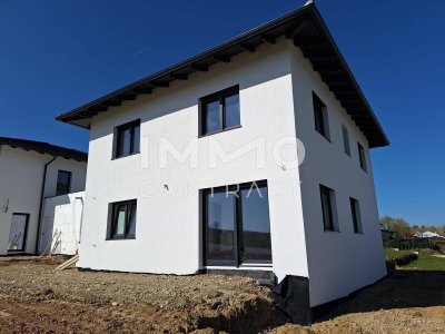 ERSTBEZUG - elegante Doppelhaushälfte mit Garten und Garage