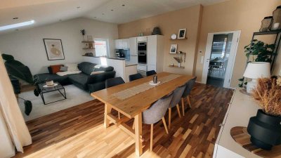 Helle 3-Zimmer-DG-Wohnung mit hohen Decken und Loggia, Nähe Hbf Ingolstadt