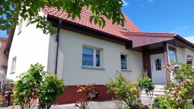 GROSSES UND SCHÖNES HAUS AUF TOP GRUNDSTÜCK