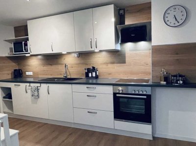 Exklusive, vollständig renovierte 3-Raum-Wohnung mit Terrasse in Uttenweiler