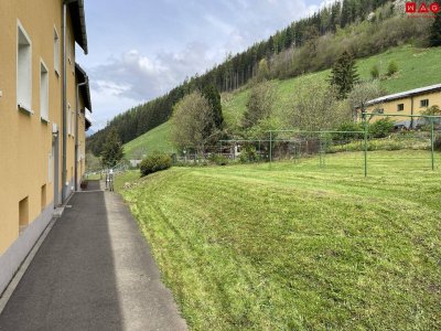 Sonnige neu sanierte Wohnung in bester Lage!