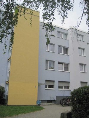 Perfekt für uns! Renovierte 4-Zimmer Wohnung mit Balkon