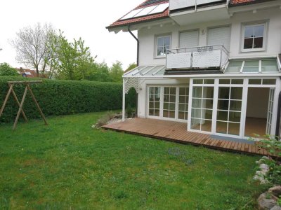 Schöne, helle Gartenwohnung mit Terrasse und Souterrain