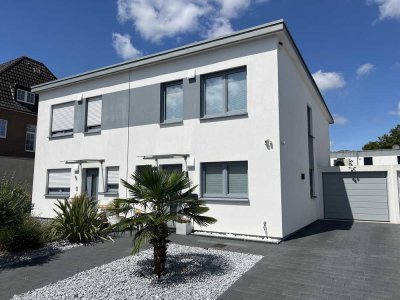 Komplett möbliertes Familienhaus in MG-Geneicken! - Traumhaus mit Wintergarten & Photovoltaik