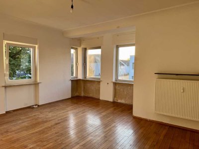 Schöne 3-Zimmer-Wohnung mit Balkon und EBK in Dillingen
