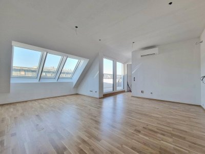 Stilvolle 3 Zimmer Dachgeschosswohnung mit Terrasse - Klimaanlage - Marchfeldkanal in der Nähe - Eigengrund
