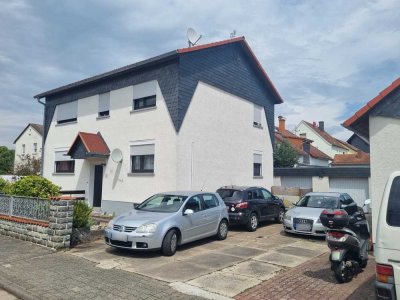 Teilvermietetes 2-Familienhaus mit großem Garten