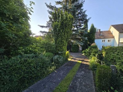 ... Malerisches Anwesen mit idyllischen Garten in Bestlage zwischen Stadtplatz und dem Inn ...