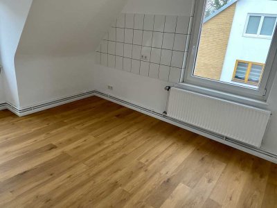 Freundliche, modernisierte 3-Zimmer-Wohnung zur Miete in Lehrte