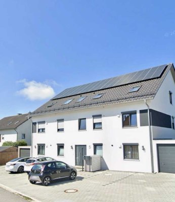 Vermietung: Hochwertige  3-Zimmer Wohnung in Wackersdorf