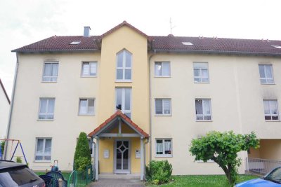 Geschmackvolle, sanierte 3-Raum-Wohnung mit EBK in Nürnberg
