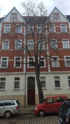 Helle 5-Zimmer-97m² Wohnung in ruhiger Lage, auch Jobcenter geeignet