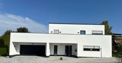 Erstbezug: Moderne Erdgeschosswohnung mit gehobenem Standard, inkl. hochwertiger EBK