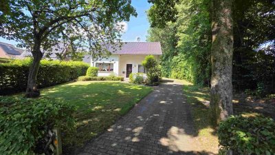 Seltene Gelegenheit: Gepflegtes Haus in traumhafter Waldrandlage auf großem Grundstück...
