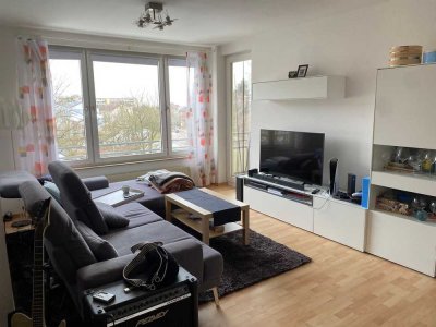 Freundliche 2-Raum-Wohnung mit EBK und Balkon in Wolfsburg