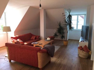 Außergewöhnlich schöne 2-Zimmer-Dachgeschosswohnung mit Ebk. in Rastatt