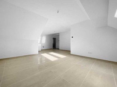Exklusive Gelegenheit:  2-Zimmer-Dachgeschosswohnung im Herzen des Zooviertels