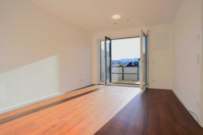 Provisionsfrei. Neuwertige 2-Zimmer Wohnung mit Südbalkon und Bergblick zur Kapitalanlage.