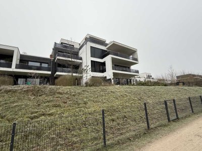 DIREKT AM WASSER - 3 ZIMMER WOHNUNG ILMENAUGARTEN