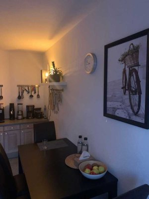 Super geschnittene Wohnung in Straßenbahn-Nähe