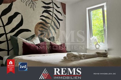 Möblierte, vollständig renovierte und ausgestattete 2-Zimmerwohnung mit Terrasse und Blick ins Grüne