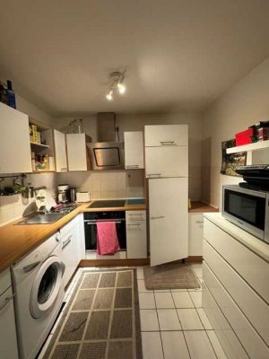 Schöne 2 Zimmer - Wohnung mit Balkon und Stellplatz direkt an der Leine - Göttingen Weststadt