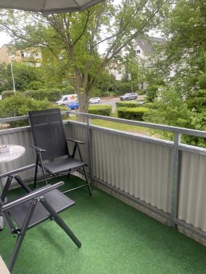 Helle 2-Zimmer-Wohnung mit Balkon und Einbauküche in Darmstadt Besungen