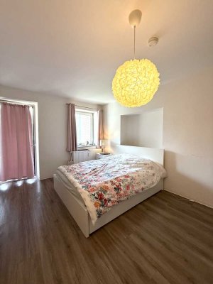 TOP GELEGENHEIT: Helles Apartment mit Balkon & EBK – an der Bochumer Innenstadt!!