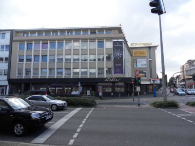 Renovierte, 3 Zimmerwohnung über den Dächern von Rheydt