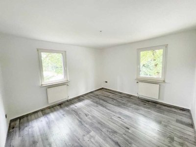 Renovierte Wohnung mit eigenem Garten und Stellplatz in ruhiger Sackgassenlage