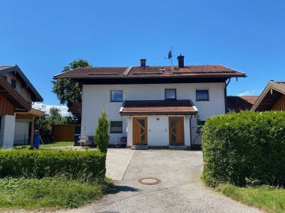 Am schönen Chiemsee- 4-Zimmer-Gartenwohnung in Chieming -
Besichtigung am 09.08.25 n. Vereinbarung
