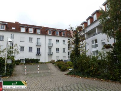 Beckum-Zentrum: Parterre-Wohnung mit Loggia