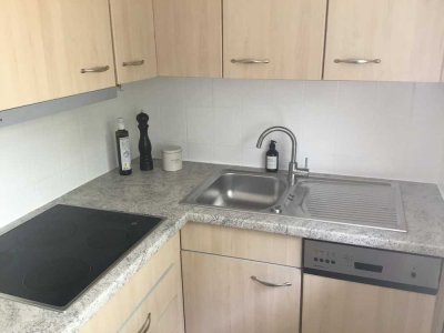 Stilvolle 2-Zimmer-Wohnung mit Terrasse, EBK und modernem Tageslichtbad