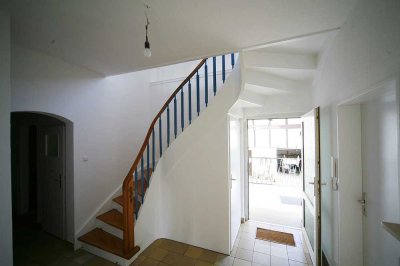 7-Zi-Haus mit Persönlichkeit in Steinheim
