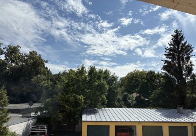 Altbauliebhaber aufgepasst. 3Zi in Bestlage innerster Westen, Südbalkon mit Aussicht