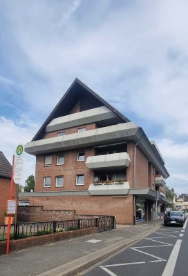Großzügige 4 Zi. Whg. direkt am Regio-Bahnhof Kaarst zu vermieten