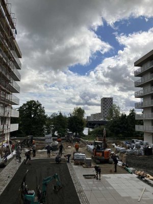 Direkter Wasserblick! 4-Zimmer-Wohnung mit Balkon in Spandau